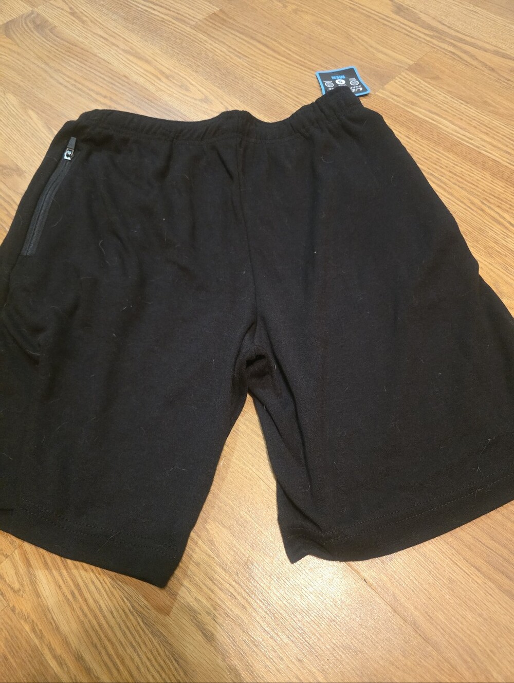 Men's Black Athletic Shorts with Zip Pocket - Performance Comfort